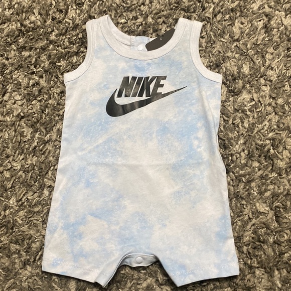 Girls' Infant Nike Magic Club Tie-Dye Fleece Romper - Picture 3 of 6